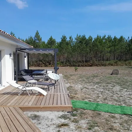 Holiday home Magnifique Maison De Plein Pied Lesperon (Landes)